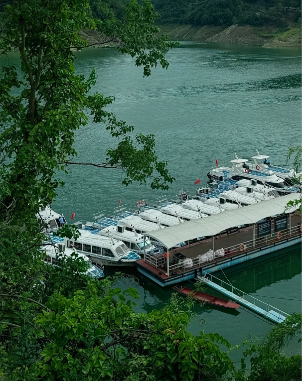 Travel photos of Ankang: serene lake Shaanxi