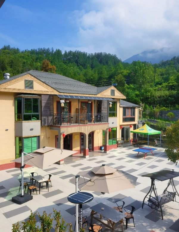 Where to Stay Near Nangong Mountain: A Realistic Guide for Independent Travelers