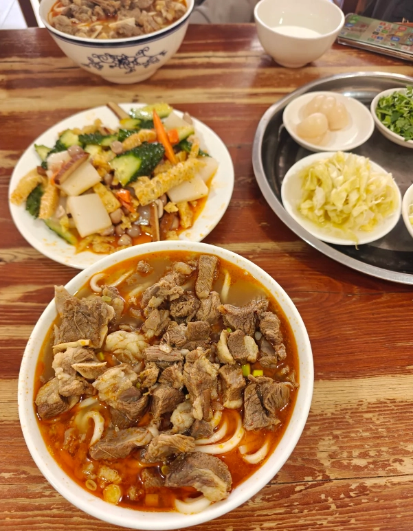 Yellow Emperor Mausoleum restaurants Yellow Emperor Mausoleum restaurants