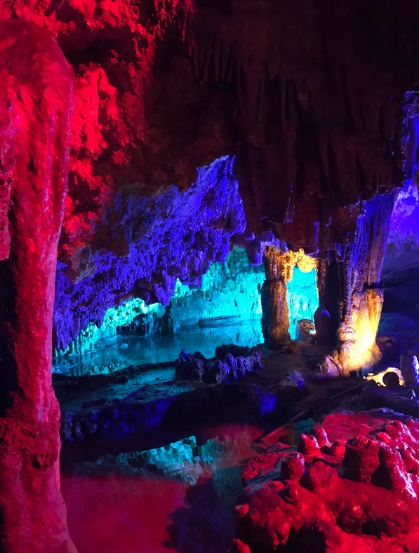Zhashui Karst Cave: A Traveler's Guide to China's Underground Wonder