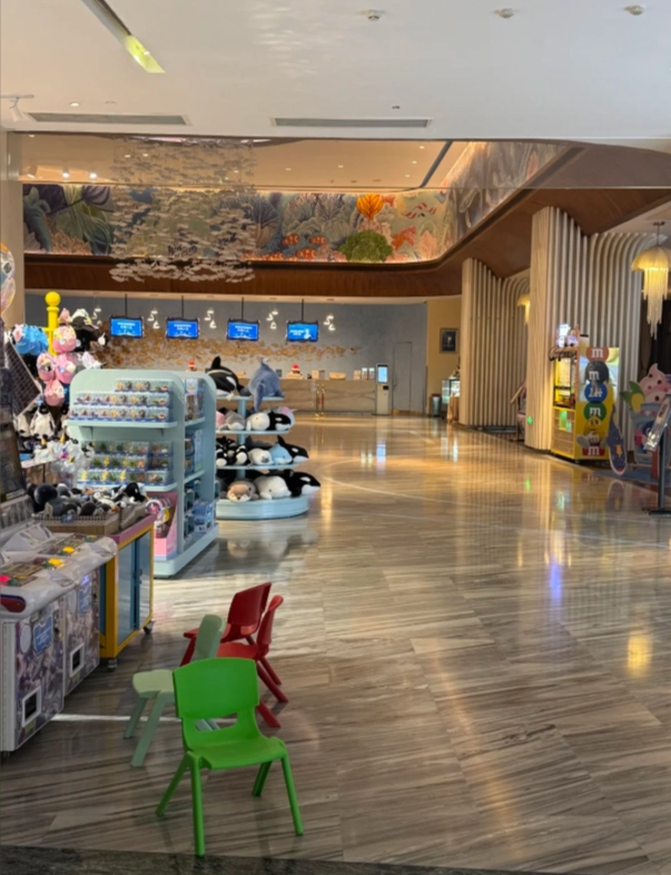 hotels near shanghai ocean aquarium