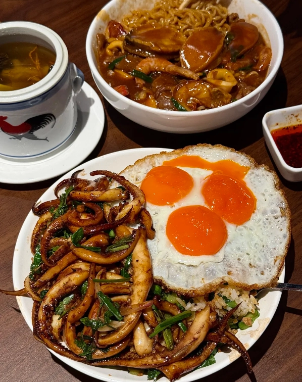 Tianzifang Food: A Guide to Shanghai's Art District Dining
