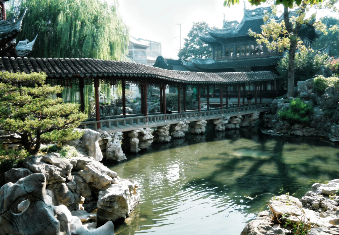 Yu Garden Shanghai: Insider Tips for a Perfect Visit
