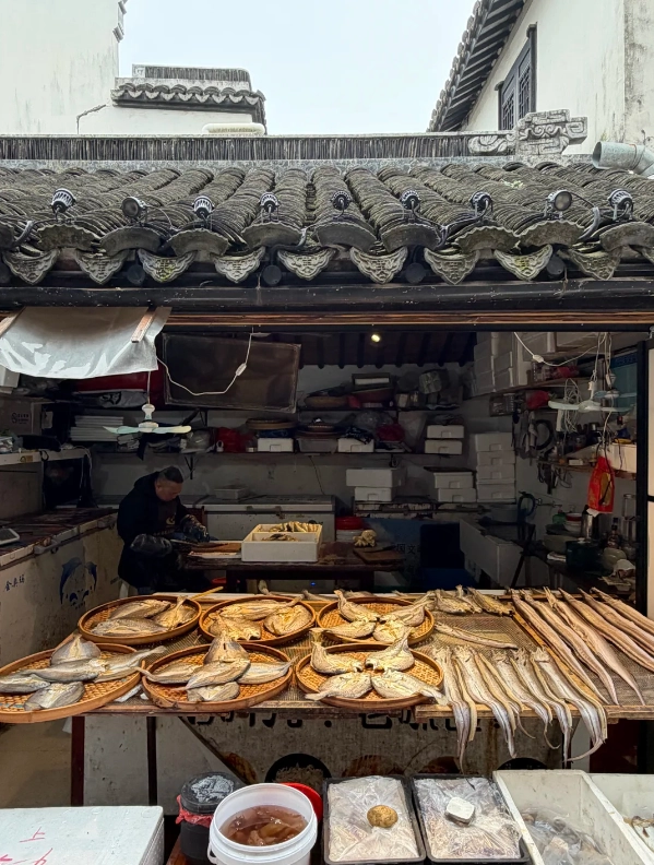 Jinshanzui Fishing Village Shopping Guide: Authentic Souvenirs & Local Delicacies