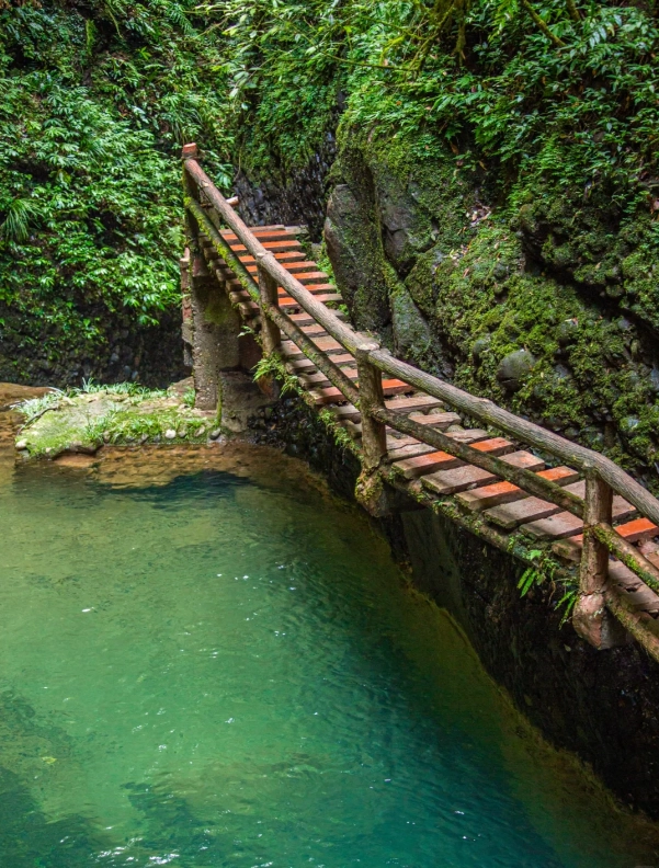 Taoist temples China