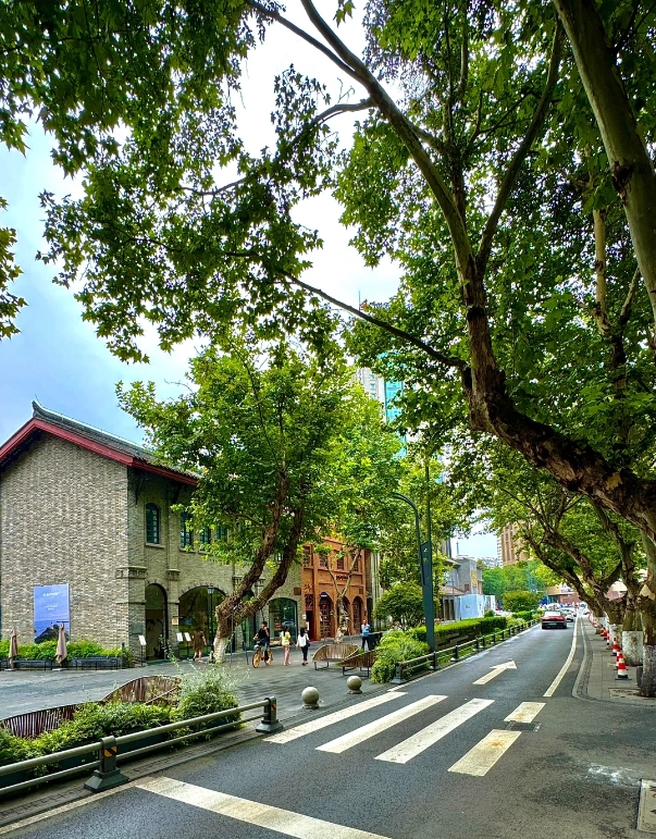 Chengdu seasons Chengdu seasons