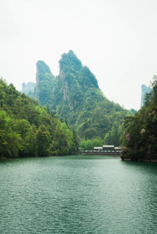 Baofeng Lake travel guide Baofeng Lake travel guide