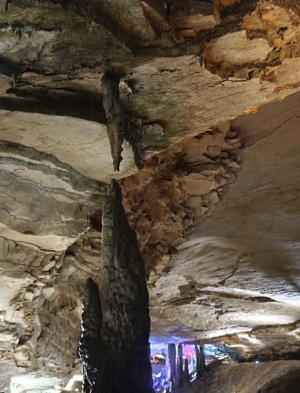Zhangjiajie karst cave Zhangjiajie karst cave