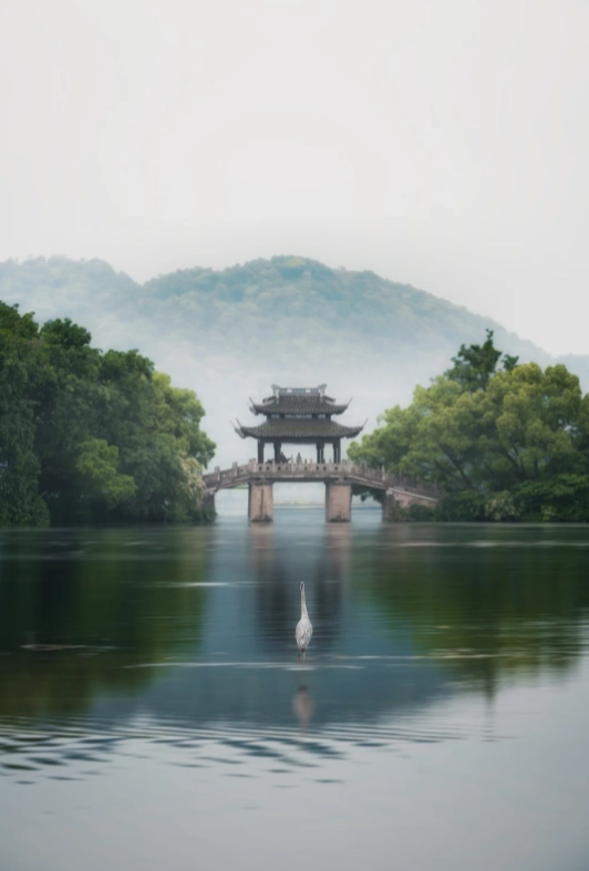 Hangzhou Must-Do Routes: See the Best Without the Crowds