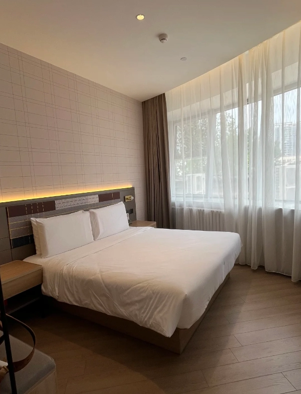 best lodging for Bird's Nest visit