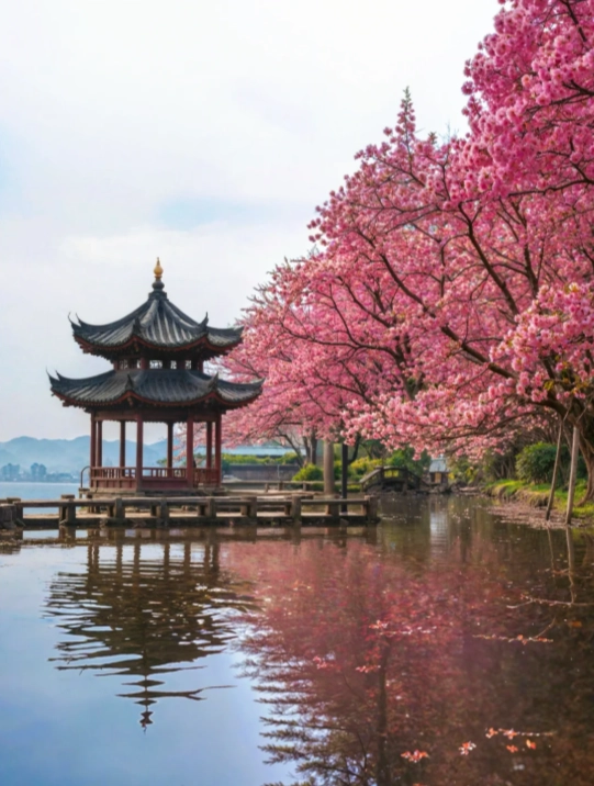 West Lake best time