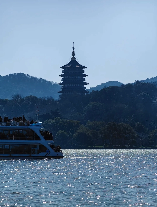 West Lake travel West Lake travel