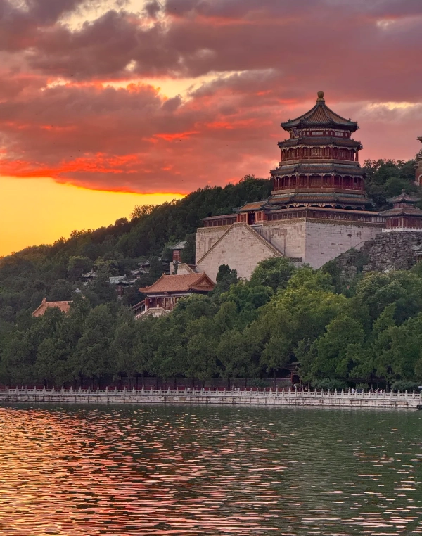 China 2 Week Itinerary: Balance Iconic Sights & Local Secrets