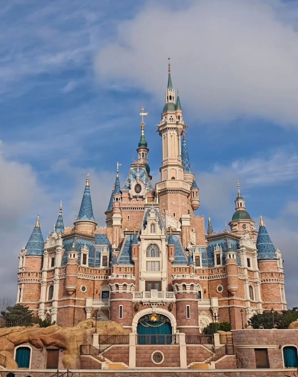 Shanghai Disney mobile guide Shanghai Disney mobile guide