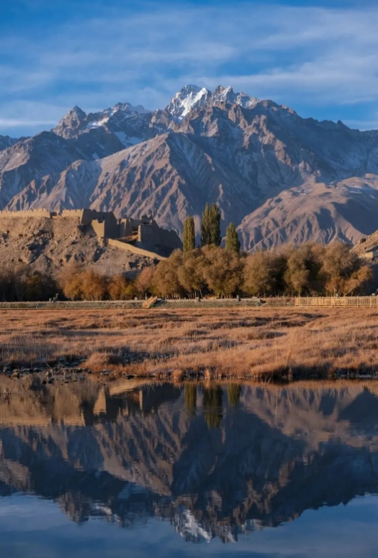 Taklamakan Desert tour