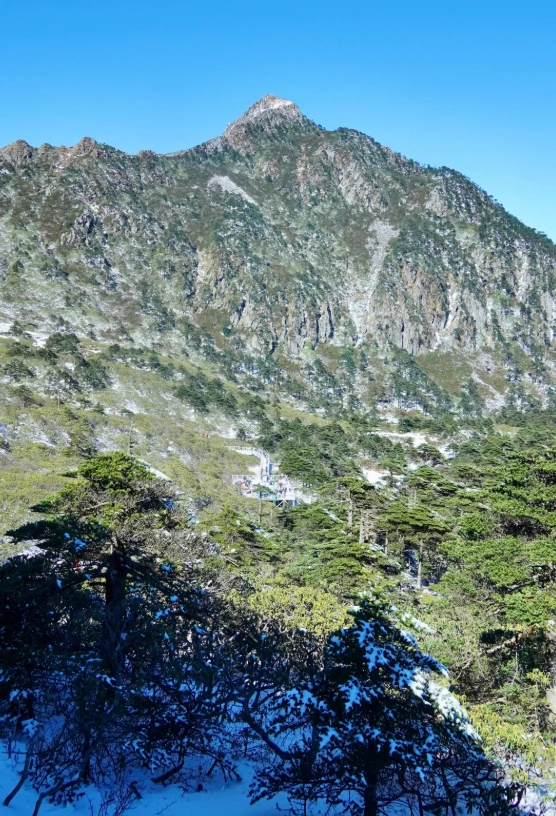 Cangshan Mountain hiking Cangshan Mountain hiking