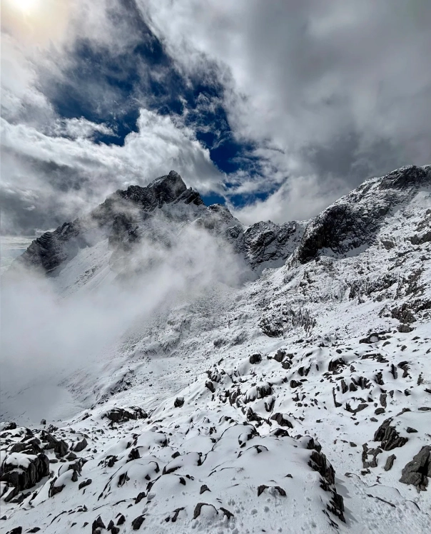 Yulong Snow Mountain cable car Yulong Snow Mountain cable car