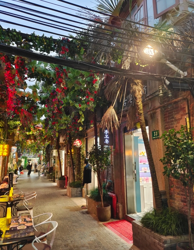 Things to do in Tianzifang at night Things to do in Tianzifang at night