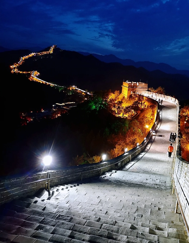 Badaling night visit Badaling night visit