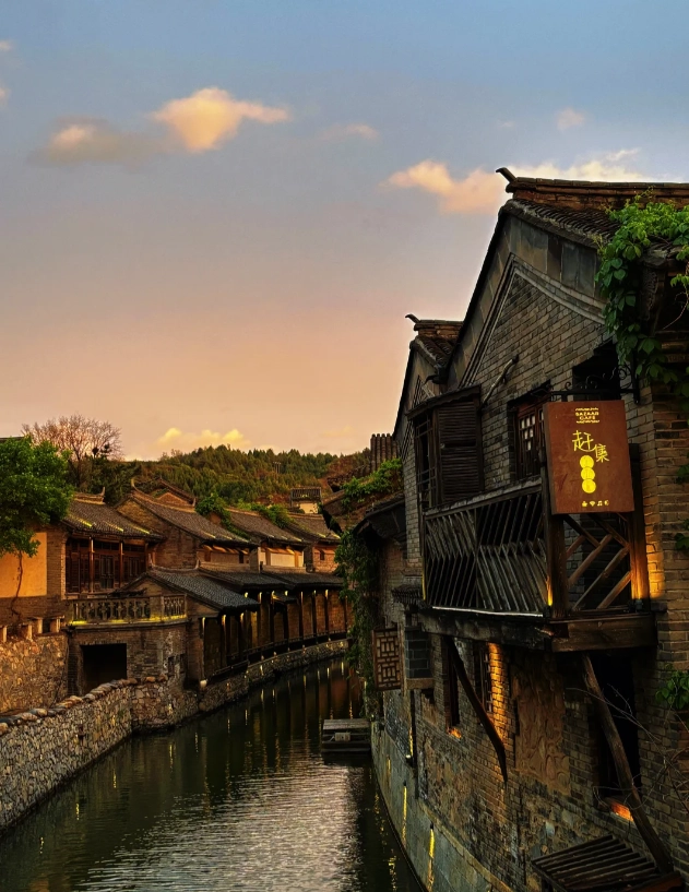 best time to visit Gubei Water Town