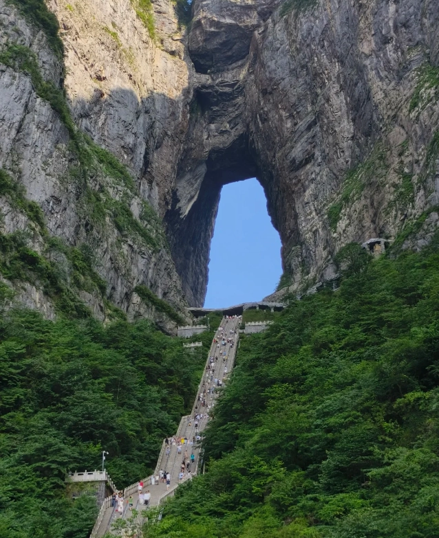 Zhangjiajie Travel Guide: A Local's Tips for Hiking, Views & Culture