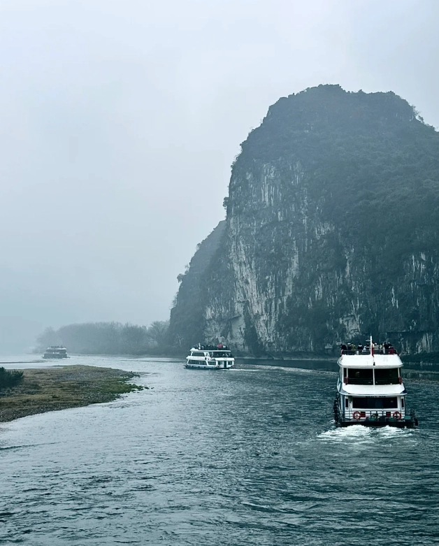 Li River cruise Li River cruise