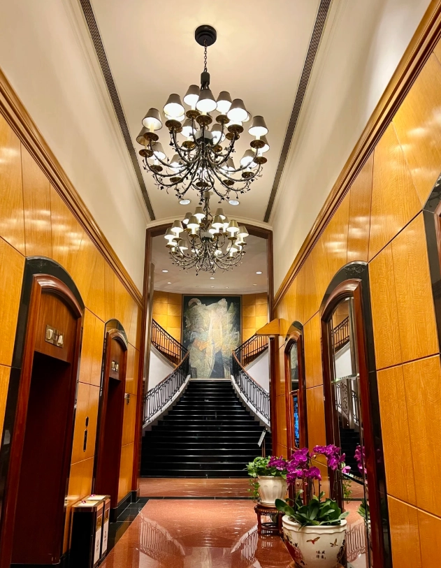 Where to Stay Near Green Lake Park: A Local's Guide to Kunming's Best Hotels