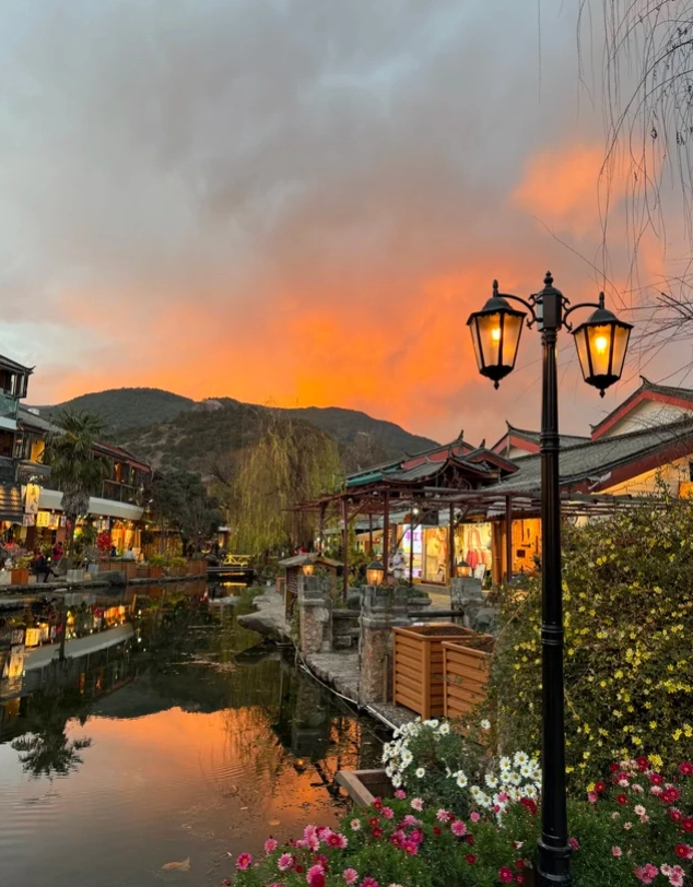 Lijiang travel guide Lijiang travel guide