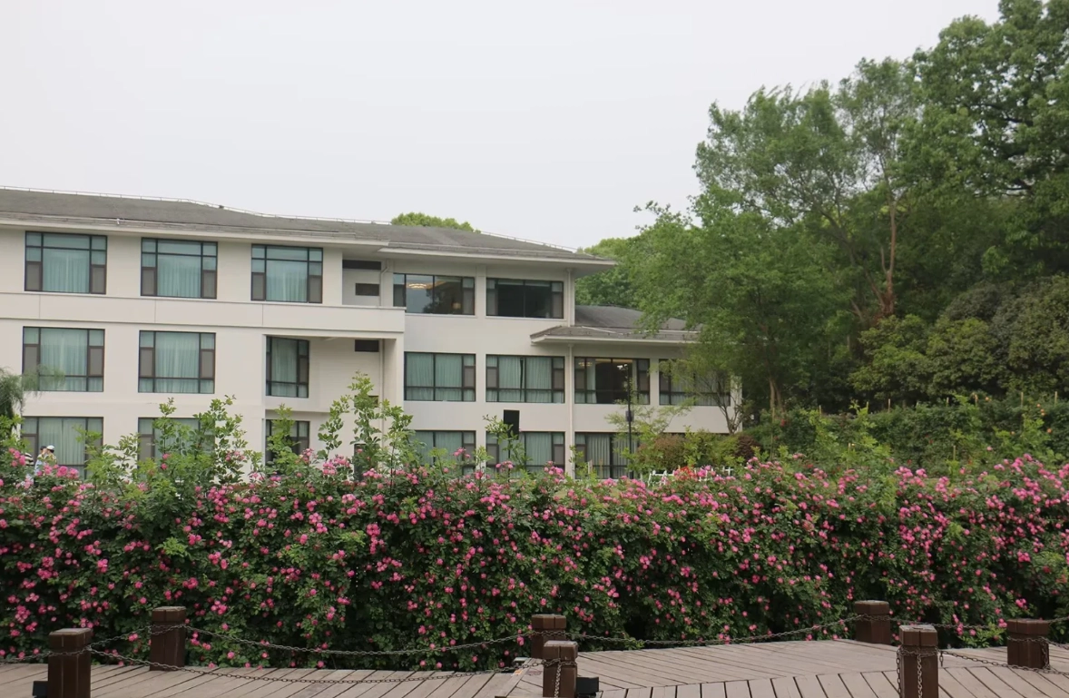 Nanjing Zhongshanling hotels Nanjing Zhongshanling hotels