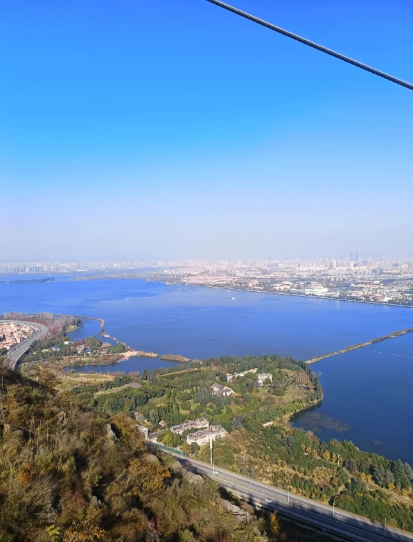 Kunming western hills hiking trail