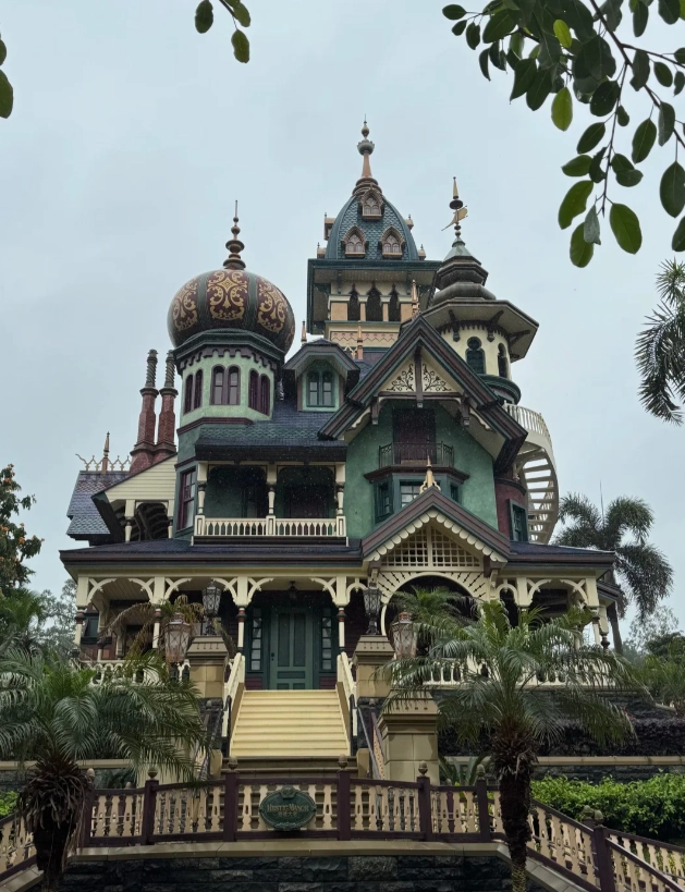 Photo of Hong Kong Disneyland: Hong Kong Disneyland tips