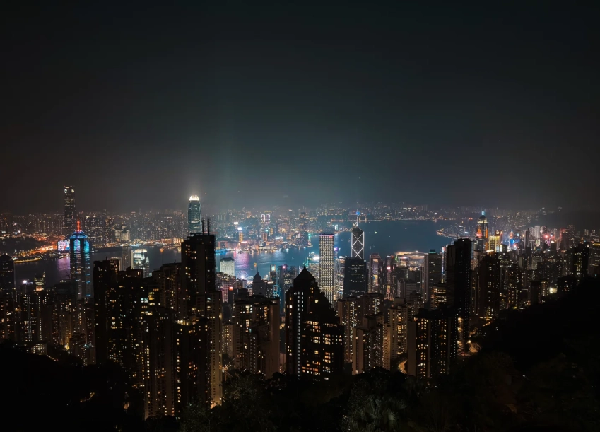 Hong Kong 5-day Itinerary: Skip the Crowds & Save Money