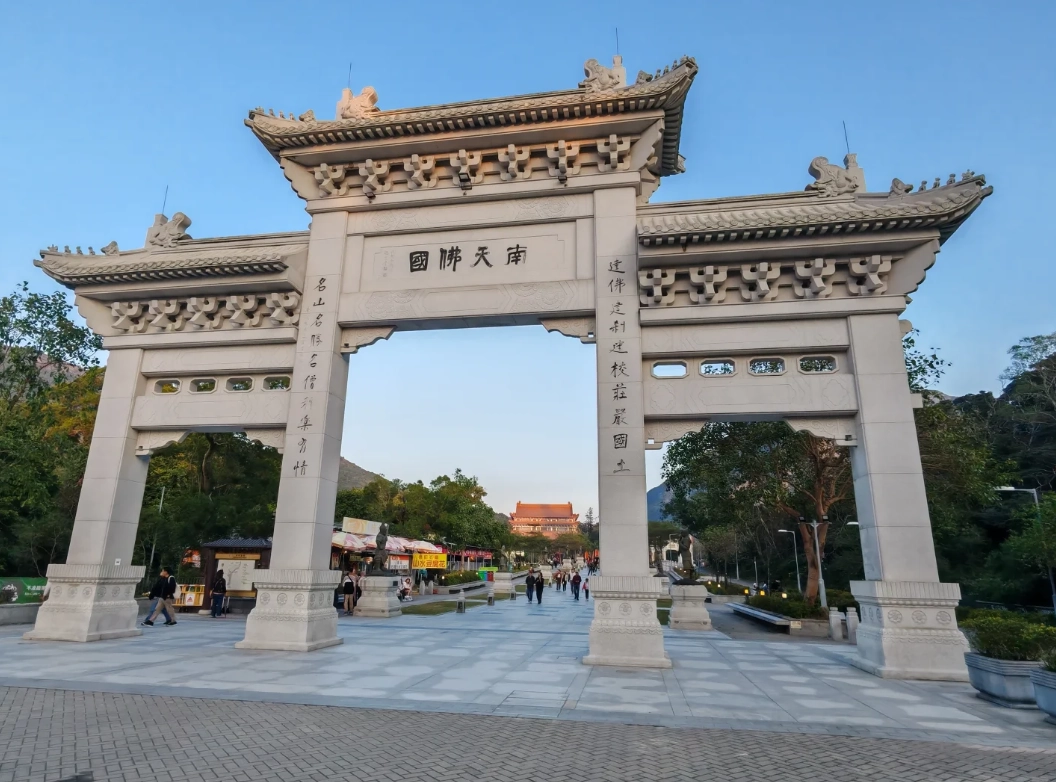 Travel photos of Hong Kong: Tian Tan Buddha ferry+bus