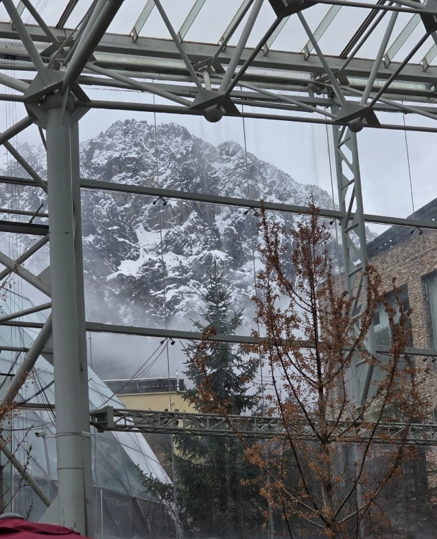 Where to Stay Near Jiuzhaigou: Best Areas & Insider Tips