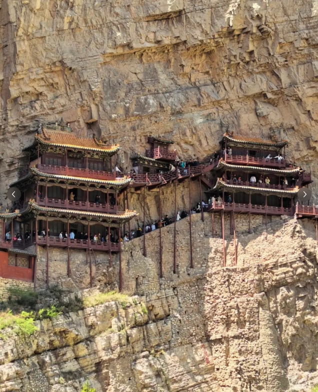 Travel photos of Datong: Hanging Temple tickets