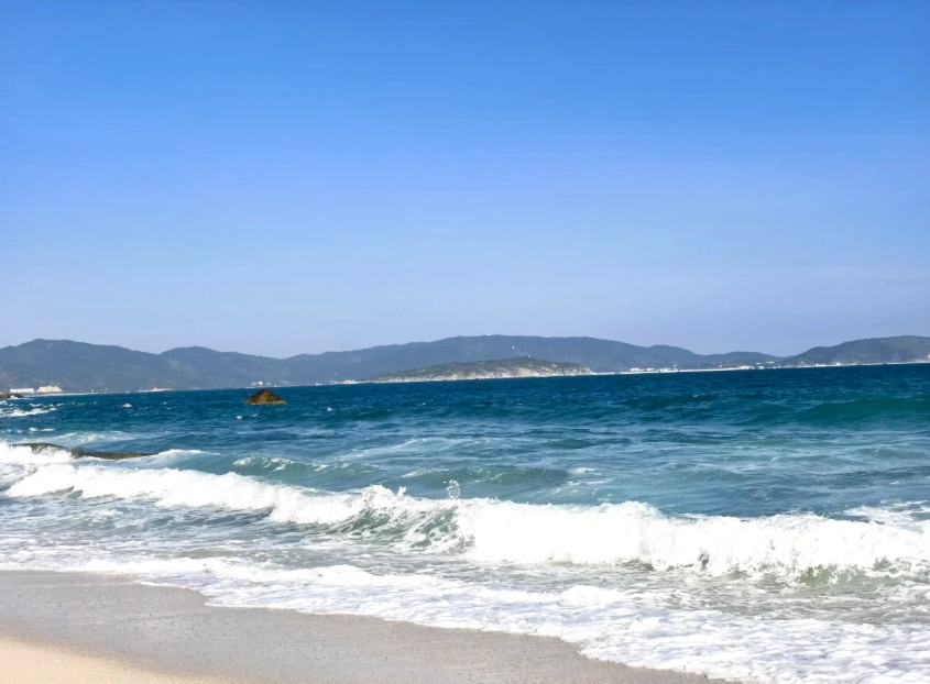 Sanya 3-Day Itinerary: Sun, Sand & Smart Tips