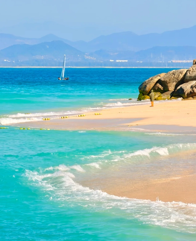 Yalong Bay