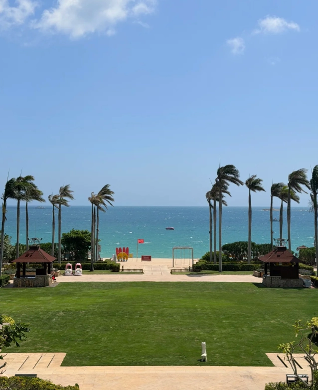 sanya family hotels
