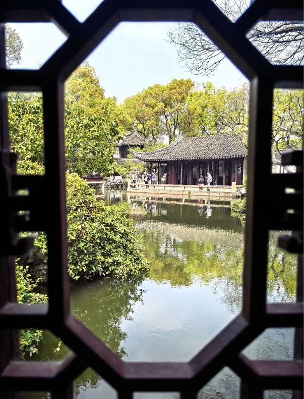 best time to visit Tongli Water Town