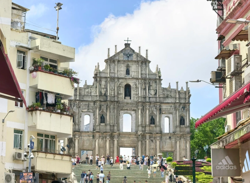 Travel photos of Macau: best time to visit Ruins of St. Paul's