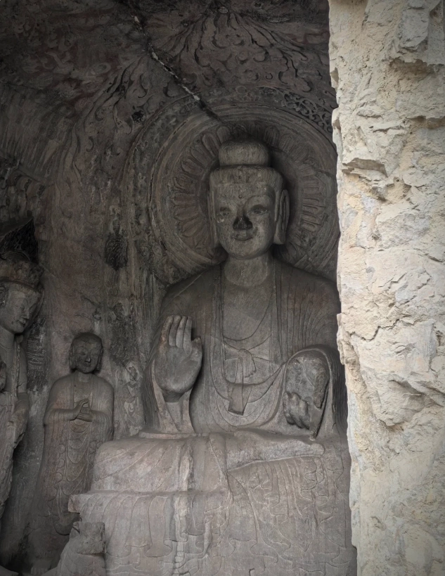 Longmen Grottoes tips