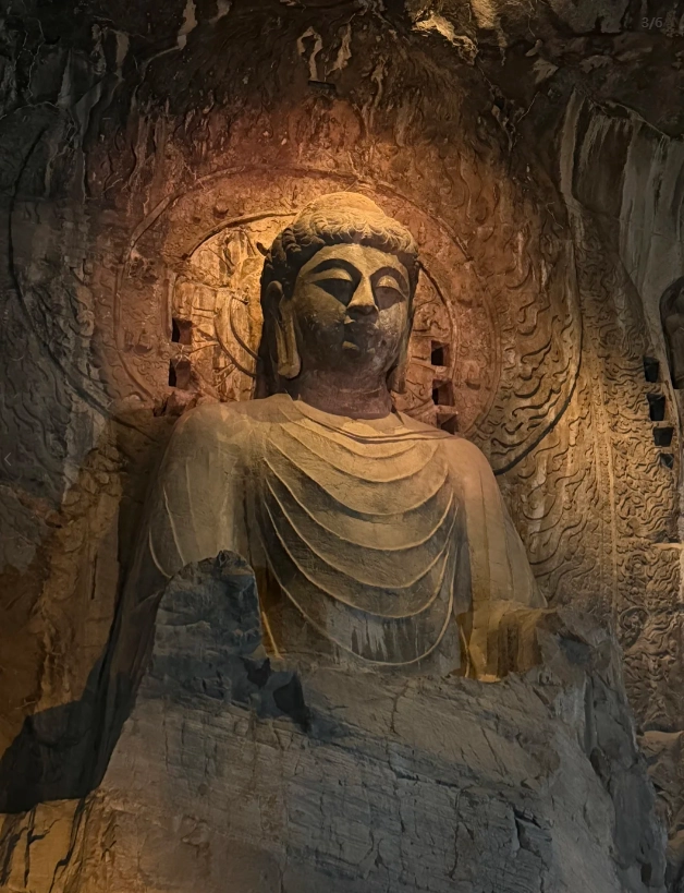Luoyang Longmen Grottoes Luoyang Longmen Grottoes