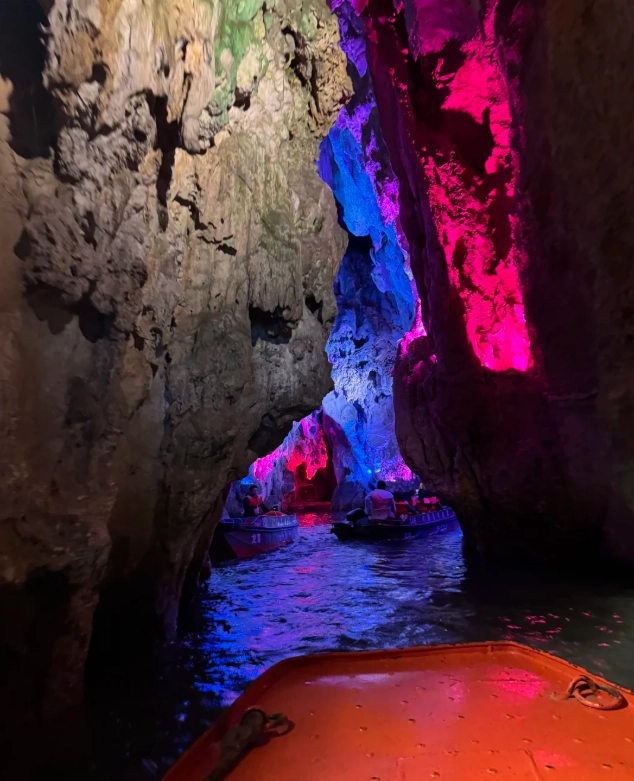 Dragon Palace Cave Guizhou review