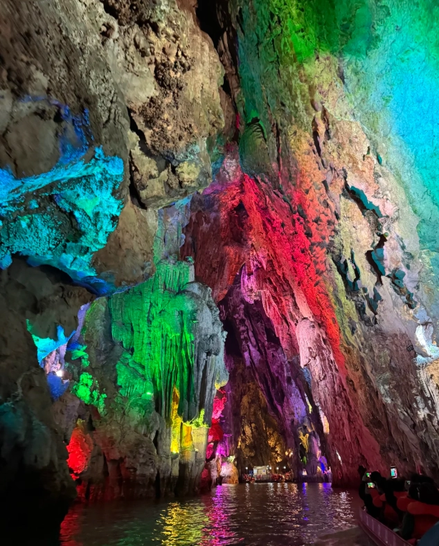 Dragon Palace Cave Guizhou review