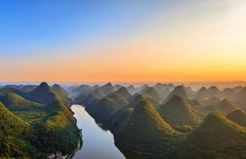 Anshun Itinerary for First-Timers: 3 Days of Waterfalls & Old Villages