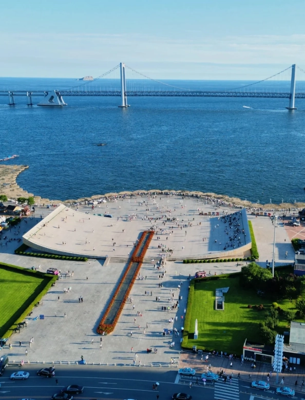 Photo of Xinghai Square: Dalian attractions