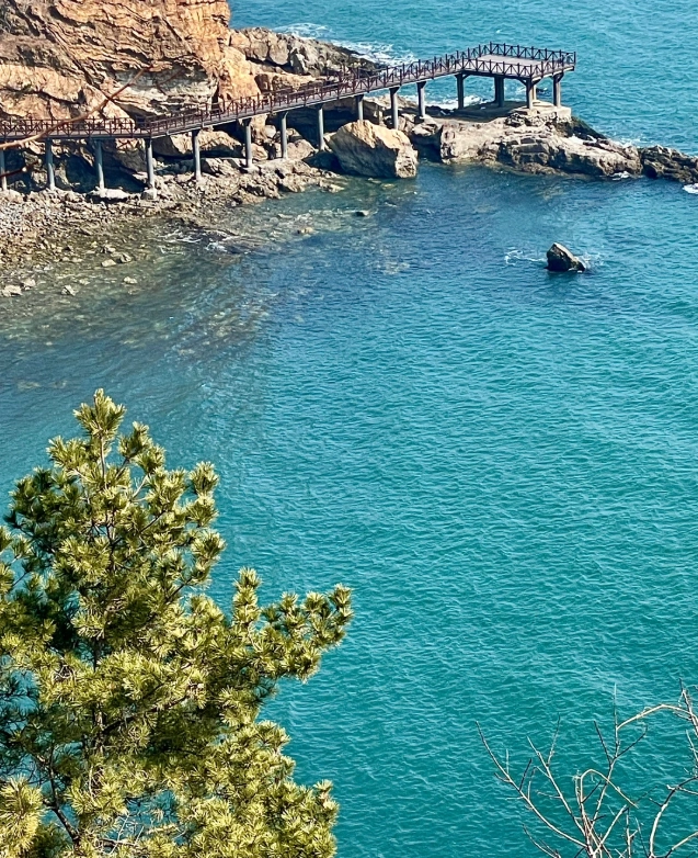 Dalian travel guide Dalian travel guide