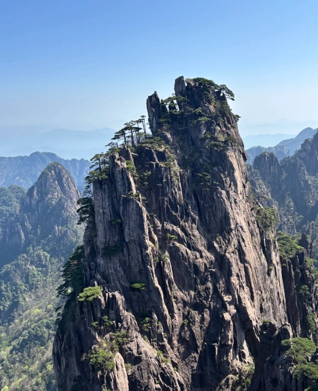 Yellow Mountain travel guide Yellow Mountain travel guide