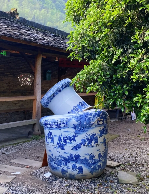 Photo of Sanbao International Ceramic Art Village: Sanbao ceramic studio tour