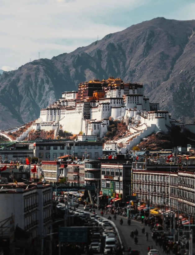 Photo of Barkhor Street: Jokhang Temple kora